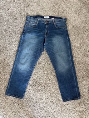 Slim Fit Men's Denim Jeans in Washed Blue